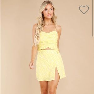 2 piece set from red dress boutique. Never been worn.